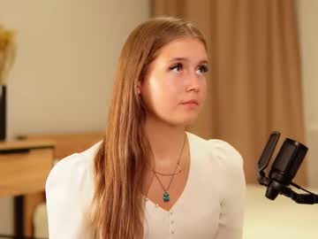 girl Free Webcam Girls Sex with elvinagallamore